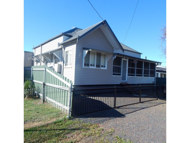 30A & B Mackenzie Street, Moree NSW 2400