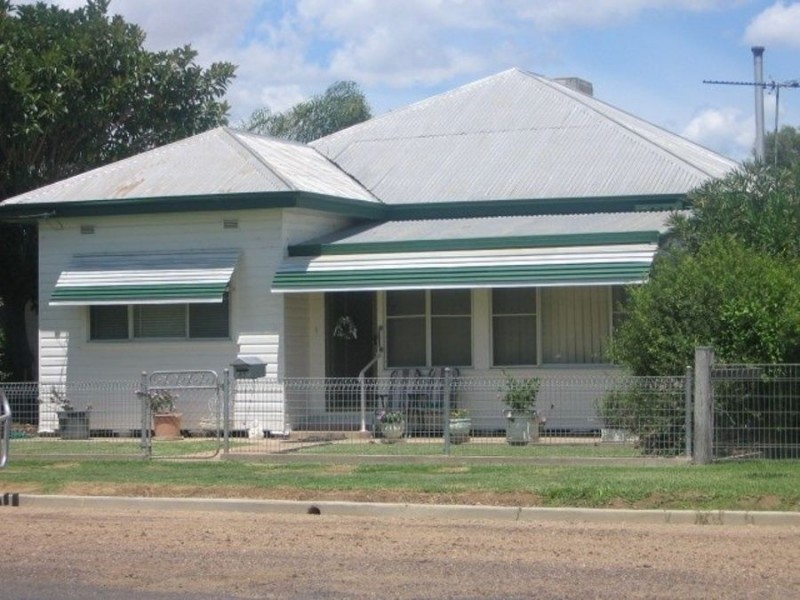 45 Dover Street, Moree NSW 2400