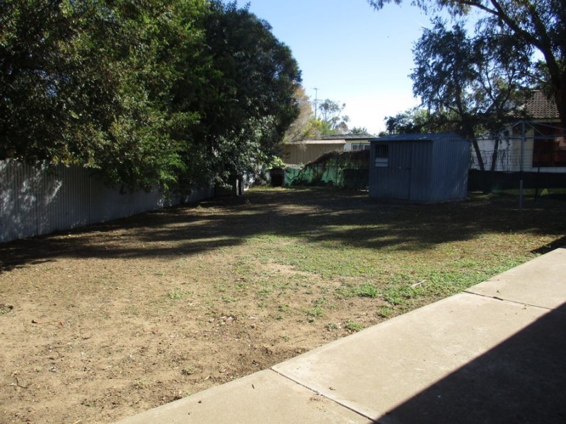 7 Warrina Crescent, Moree NSW 2400