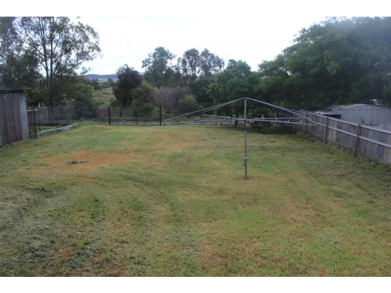 55 Railway Parade, Gravesend NSW 2401