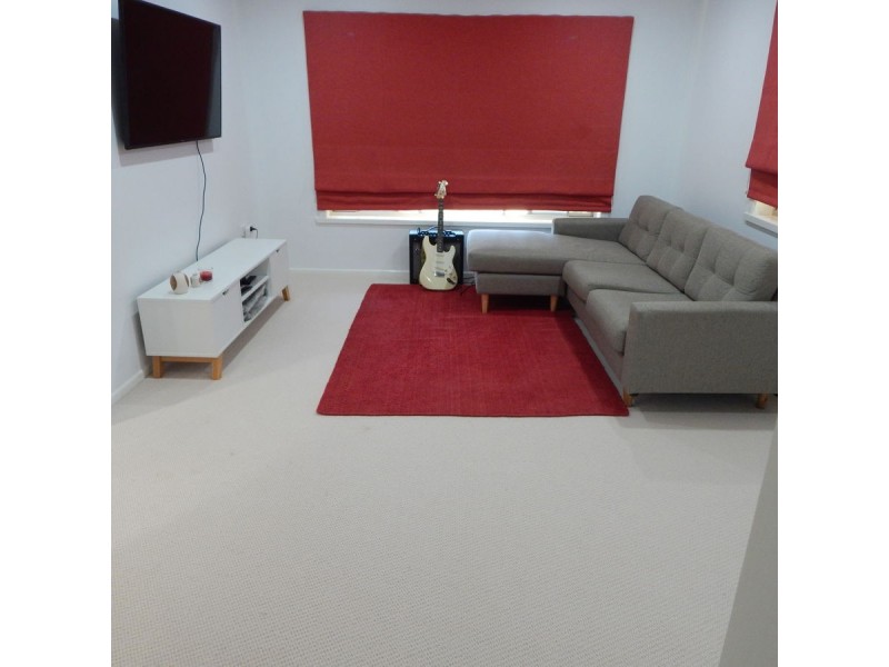 . Quiet CUL-DE-SAC, Moree NSW 2400