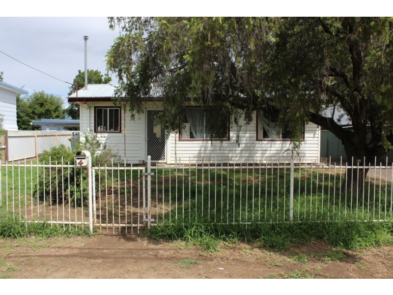 4 Mitchell Street, Moree NSW 2400