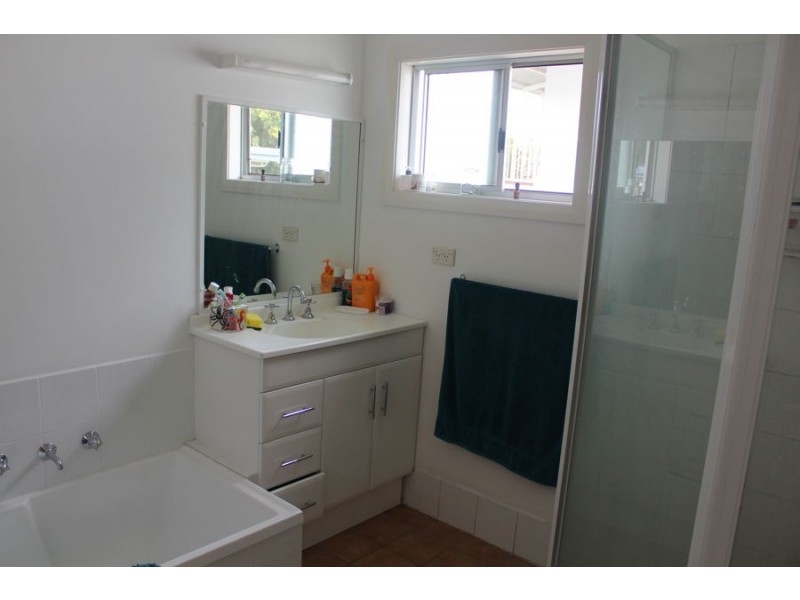 4 Mitchell Street, Moree NSW 2400