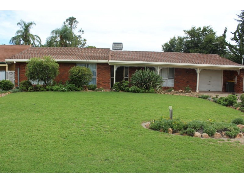 3 Cummins Avenue, Moree NSW 2400