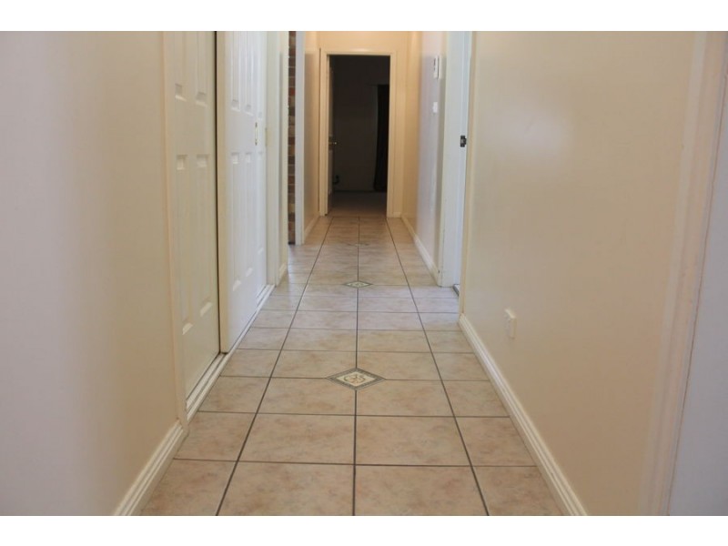 10 Dobbie Street, Moree NSW 2400