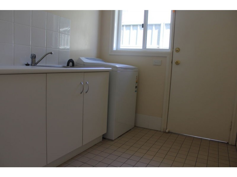 10 Dobbie Street, Moree NSW 2400