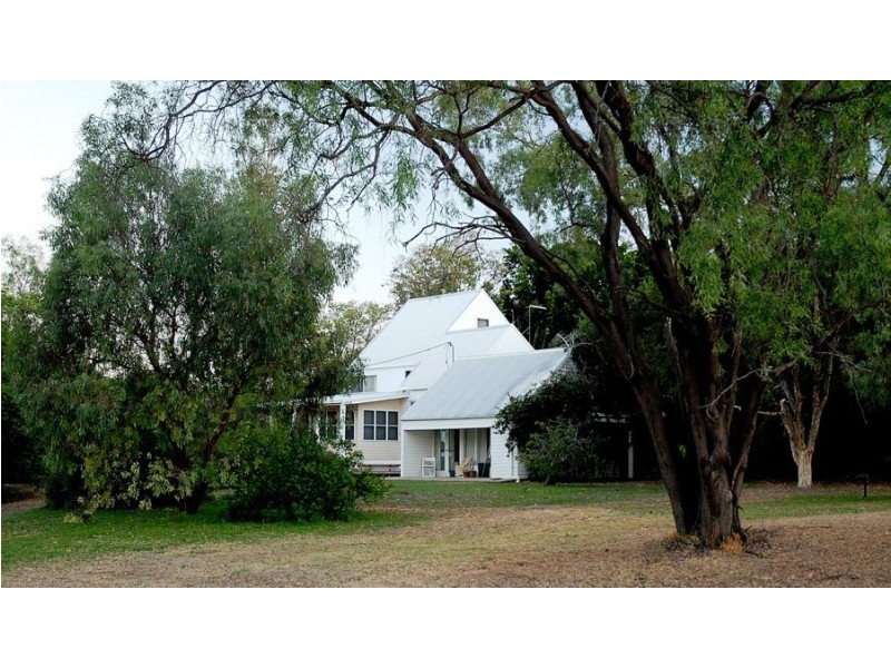 9 Sunnyside Road, Moree NSW 2400