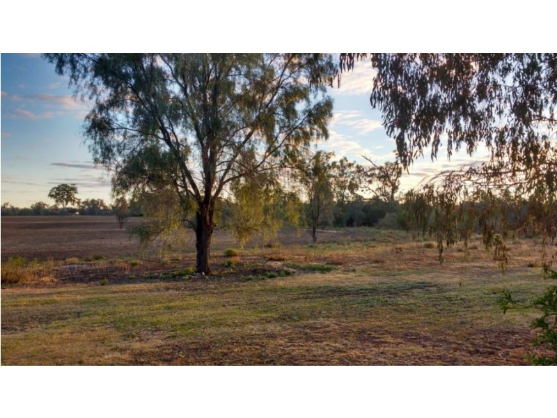 9 Sunnyside Road, Moree NSW 2400
