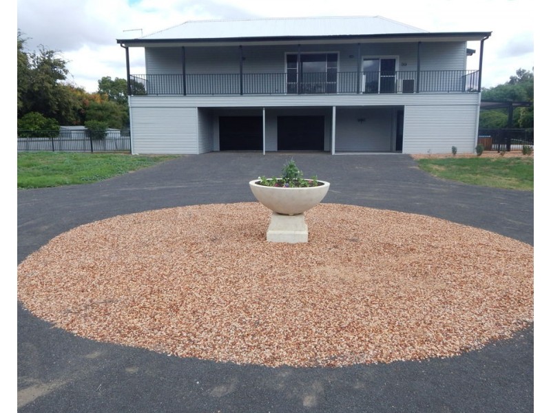 39 Kamilaroi Drive, Moree NSW 2400