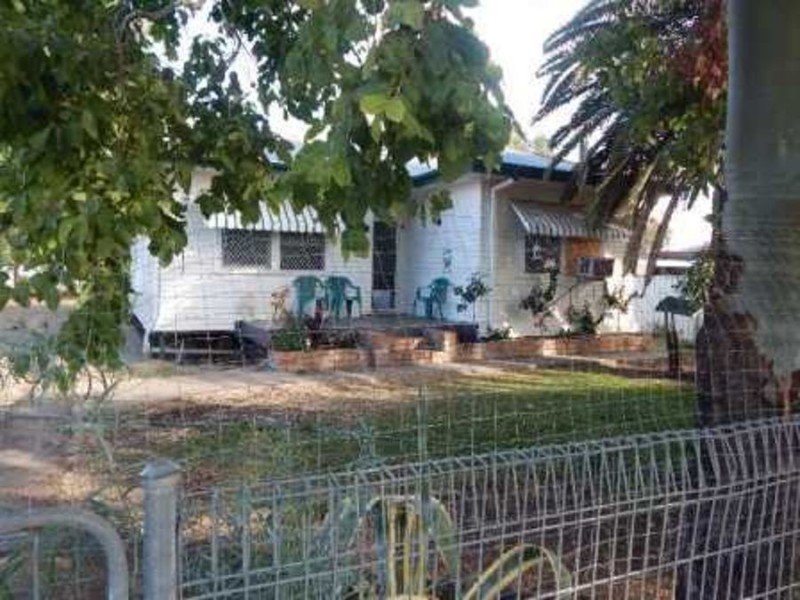 2 Adelaide Street, Moree NSW 2400