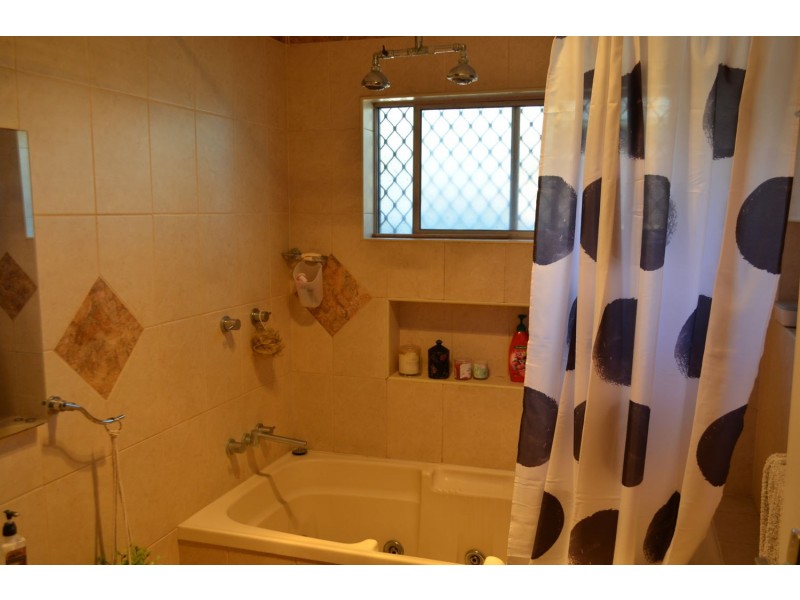 403 Chester Street, Moree NSW 2400