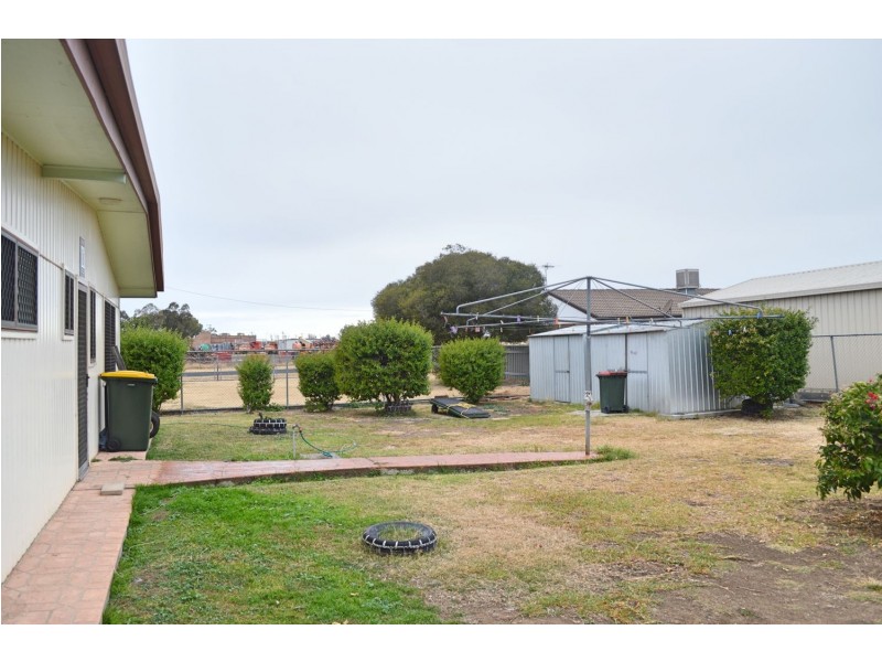 23 Wattle Crescent, Moree NSW 2400