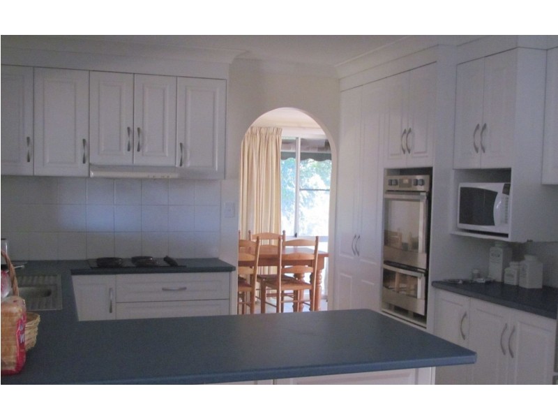 “Shalom” – 22 Boobialla Road, Moree NSW 2400