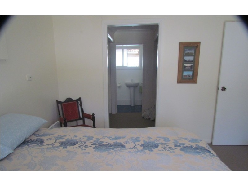 “Shalom” – 22 Boobialla Road, Moree NSW 2400