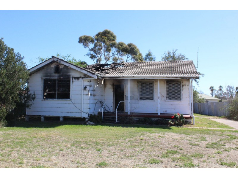 11 Grace Street, Moree NSW 2400