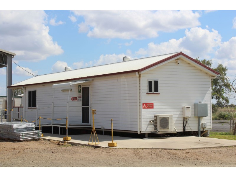 11 Des Young Drive, Moree NSW 2400