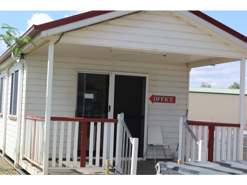 11 Des Young Drive, Moree NSW 2400