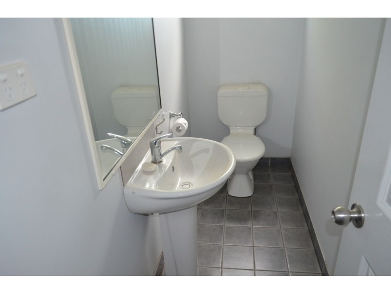 11 Des Young Drive, Moree NSW 2400