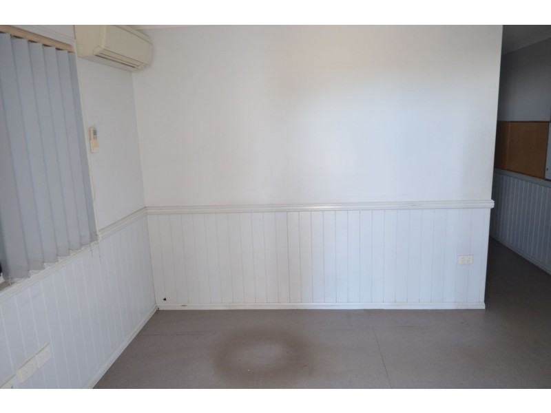 11 Des Young Drive, Moree NSW 2400