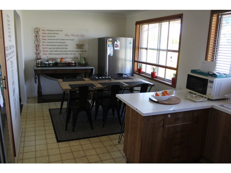 14 Boland Drive, Moree NSW 2400