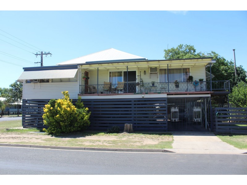 13 Iris Street, Moree NSW 2400