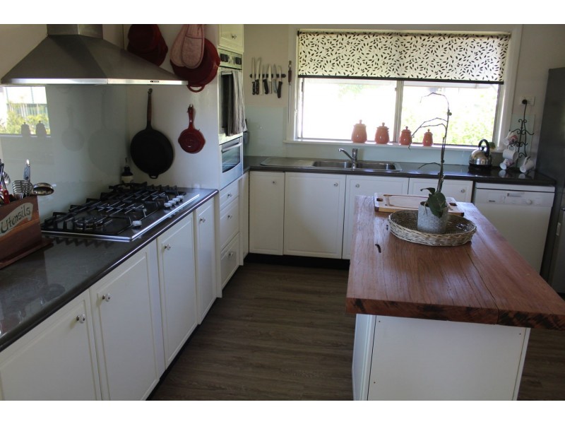 13 Iris Street, Moree NSW 2400