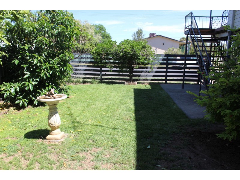 13 Iris Street, Moree NSW 2400