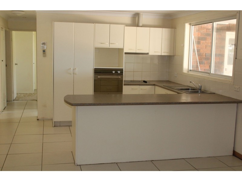 10 Boland Drive, Moree NSW 2400