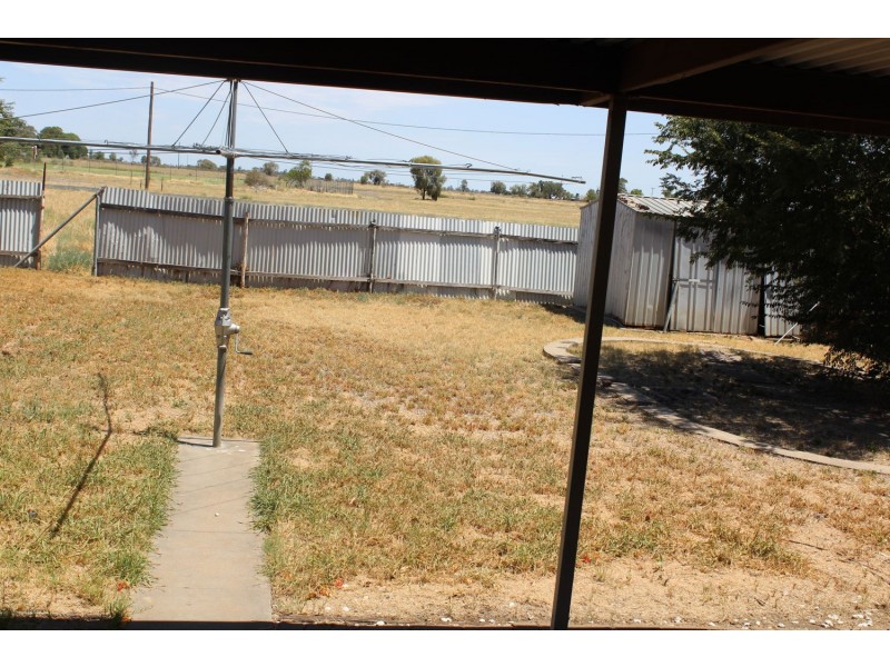 10 Boland Drive, Moree NSW 2400