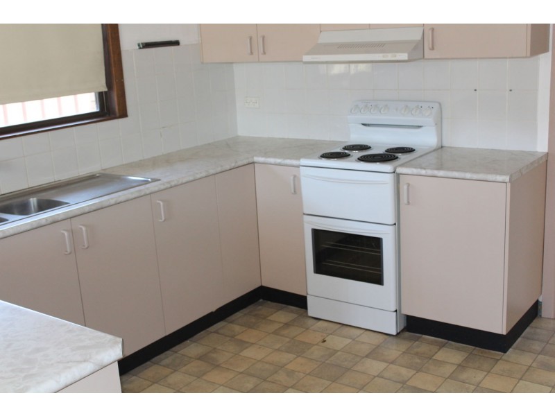 9 Allambie Place, Moree NSW 2400