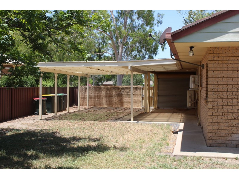 9 Allambie Place, Moree NSW 2400