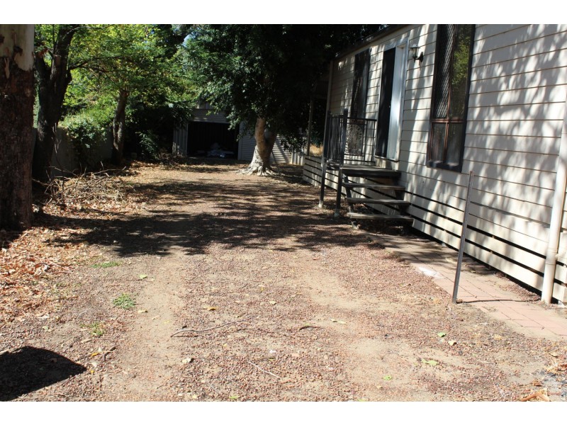 22 Drummond Street, Moree NSW 2400