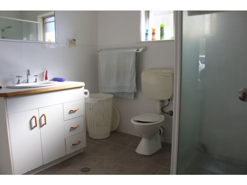 1-2/2 Bowe Street, Moree NSW 2400