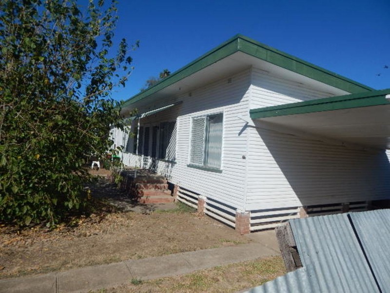 1-4/14 Condor Crescent, Moree NSW 2400