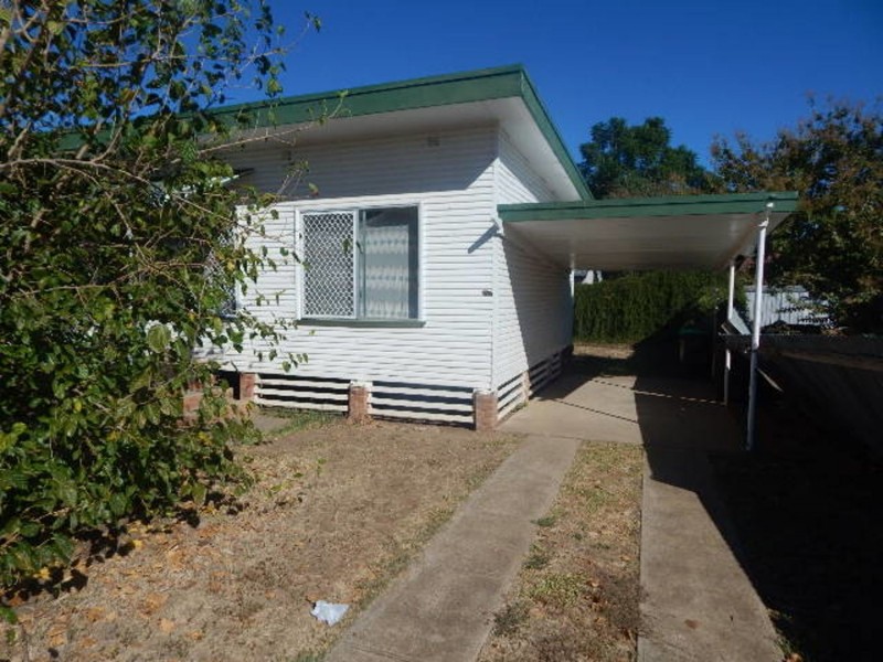 1-4/14 Condor Crescent, Moree NSW 2400