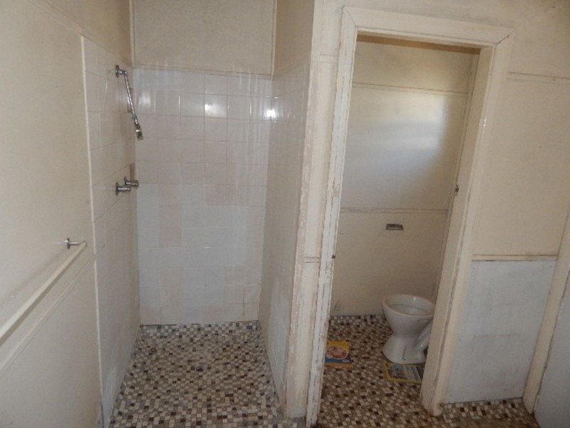 1-4/14 Condor Crescent, Moree NSW 2400