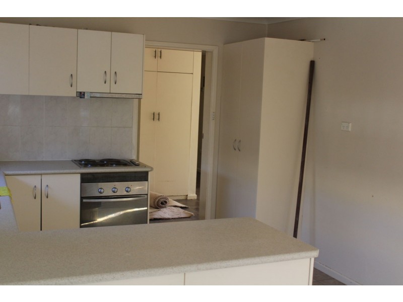 1 Warrina Crescent, Moree NSW 2400