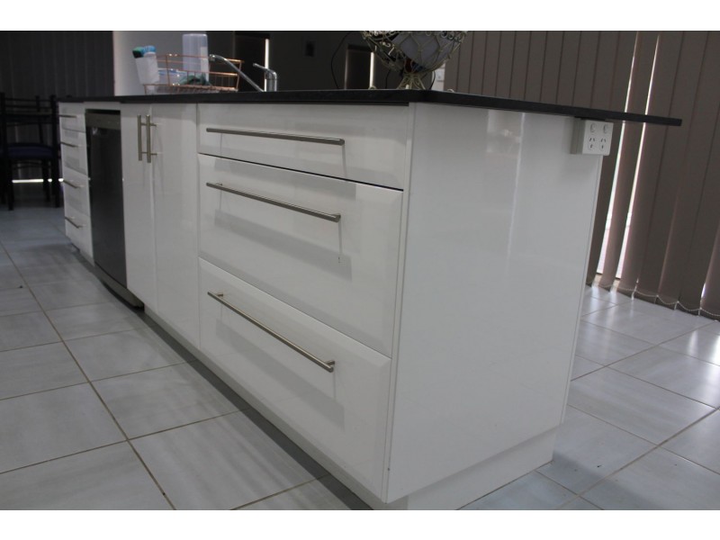 33 Bohenia Crescent, Moree NSW 2400