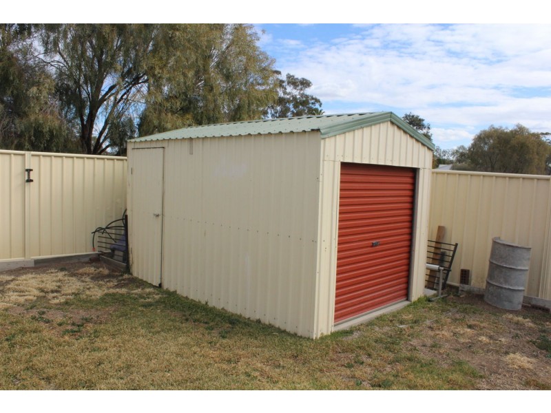 33 Bohenia Crescent, Moree NSW 2400