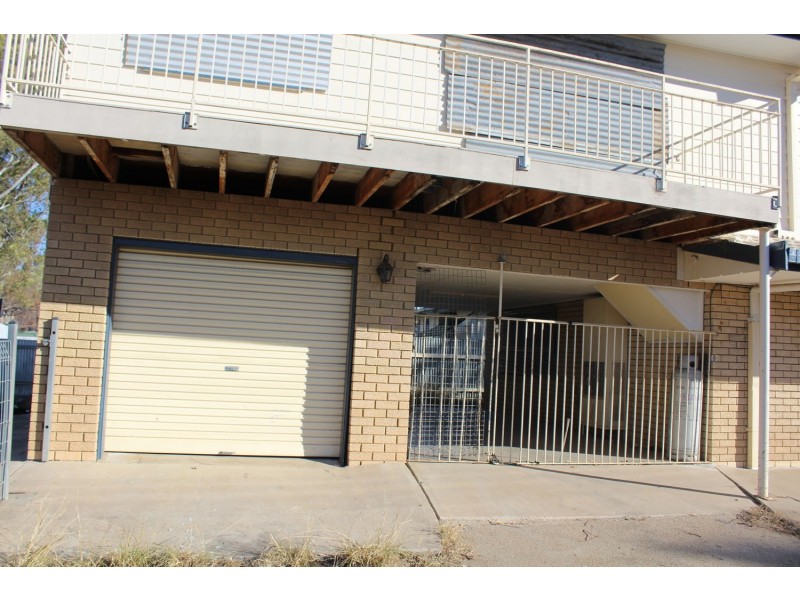 2 Wattle Crescent, Moree NSW 2400