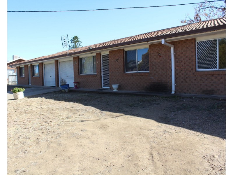 2/435 Boston Street, Moree NSW 2400