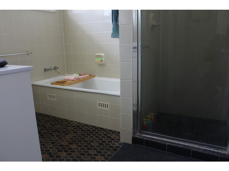 145 Greenbah Road, Moree NSW 2400