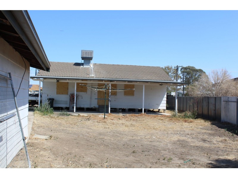 20 Barwon Ave, Moree NSW 2400