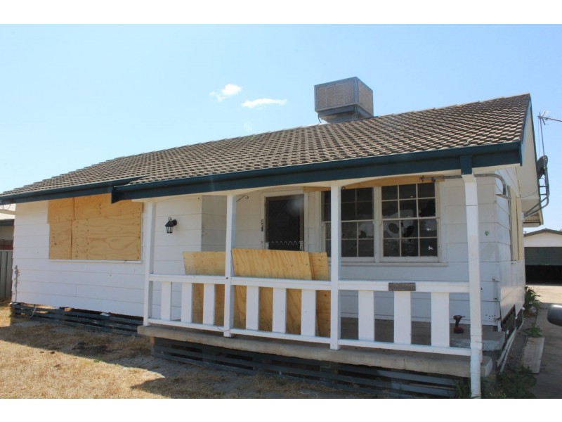 20 Barwon Ave, Moree NSW 2400