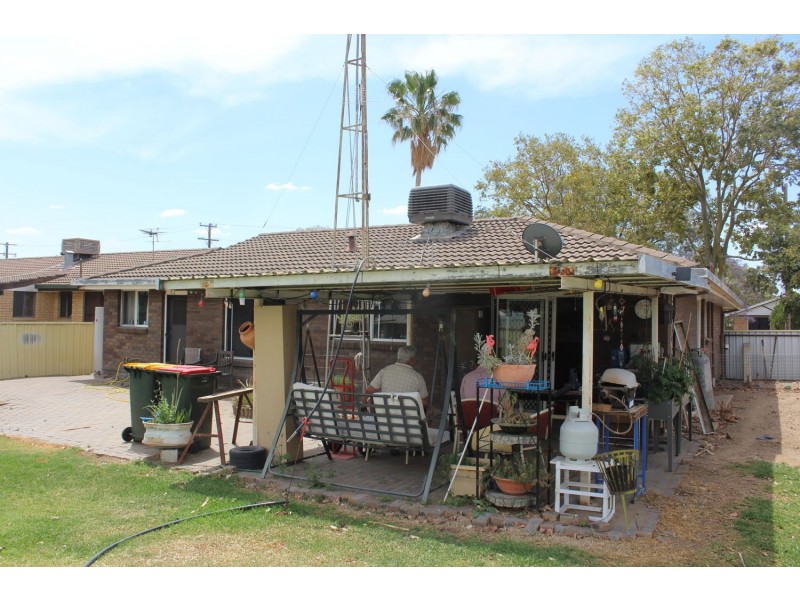 16 Boland Drive, Moree NSW 2400