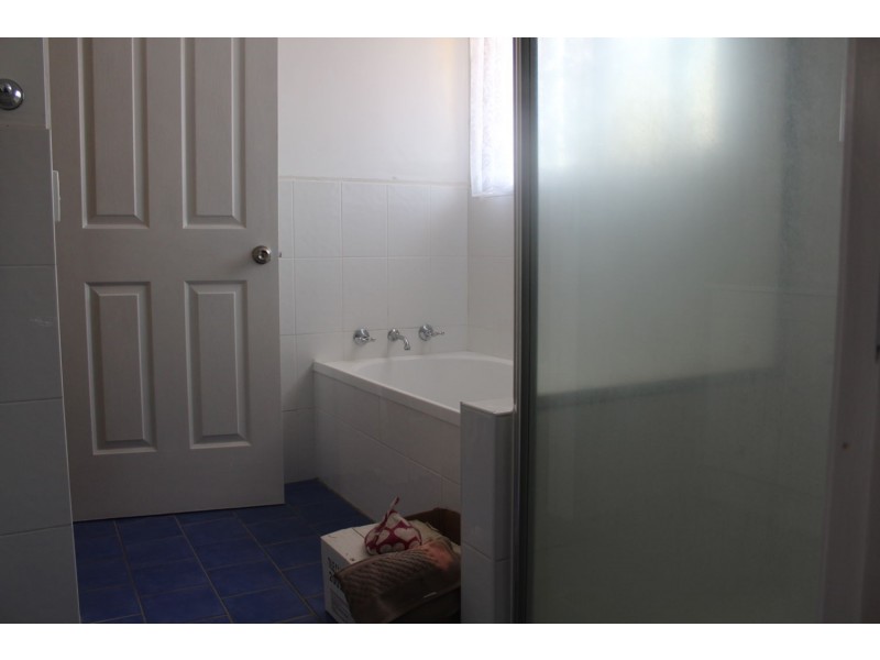 22 Loren Avenue, Moree NSW 2400