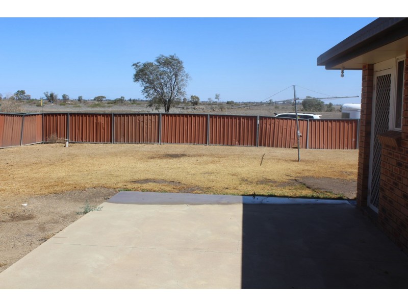 22 Loren Avenue, Moree NSW 2400