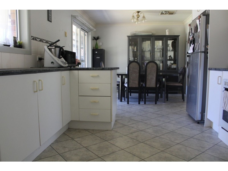 44 Amaroo Drive, Moree NSW 2400