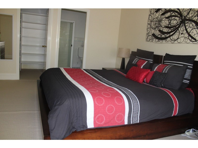 265 Bendygleet Road     “Gilbuka”, Moree NSW 2400