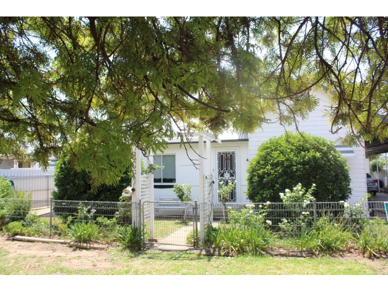 302 Auburn Street, Moree NSW 2400